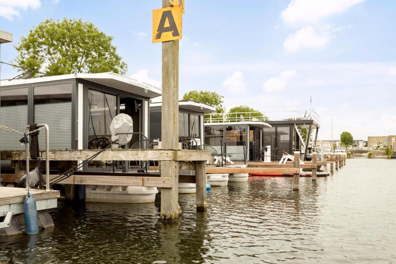 Cosy Tiny Houseboats Near Beach And Restaurants By Weltevreden Experience เซโวลเดอ ภายนอก รูปภาพ