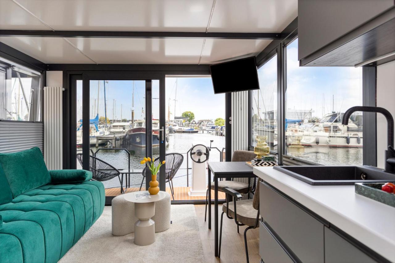 Cosy Tiny Houseboats Near Beach And Restaurants By Weltevreden Experience เซโวลเดอ ภายนอก รูปภาพ