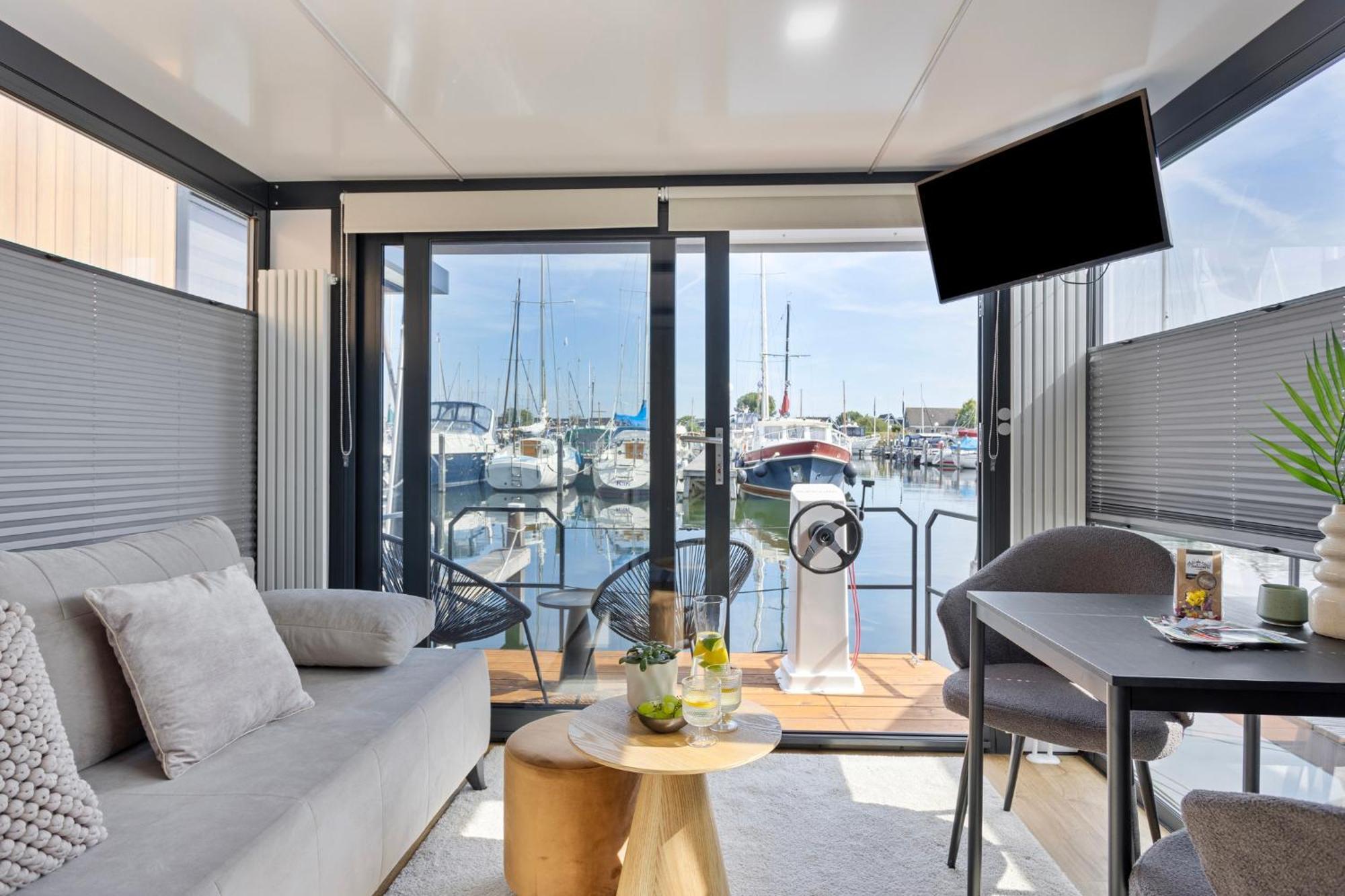 Cosy Tiny Houseboats Near Beach And Restaurants By Weltevreden Experience เซโวลเดอ ภายนอก รูปภาพ