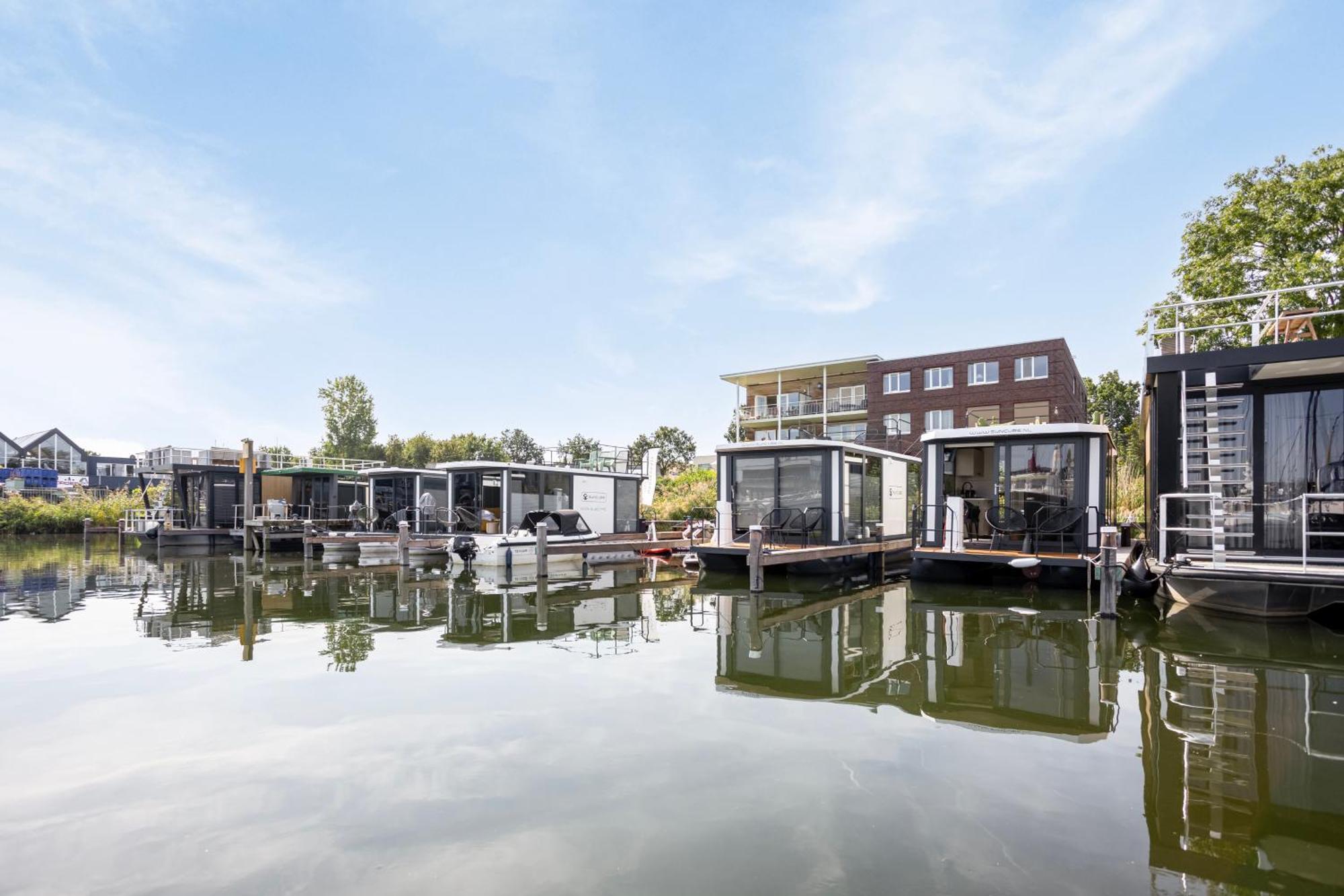 Cosy Tiny Houseboats Near Beach And Restaurants By Weltevreden Experience เซโวลเดอ ภายนอก รูปภาพ